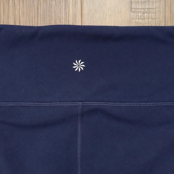 ATHLETA ELATION Capri Leggings Navy Blue XS High Rise Yoga Pants - Picture 7 of 8